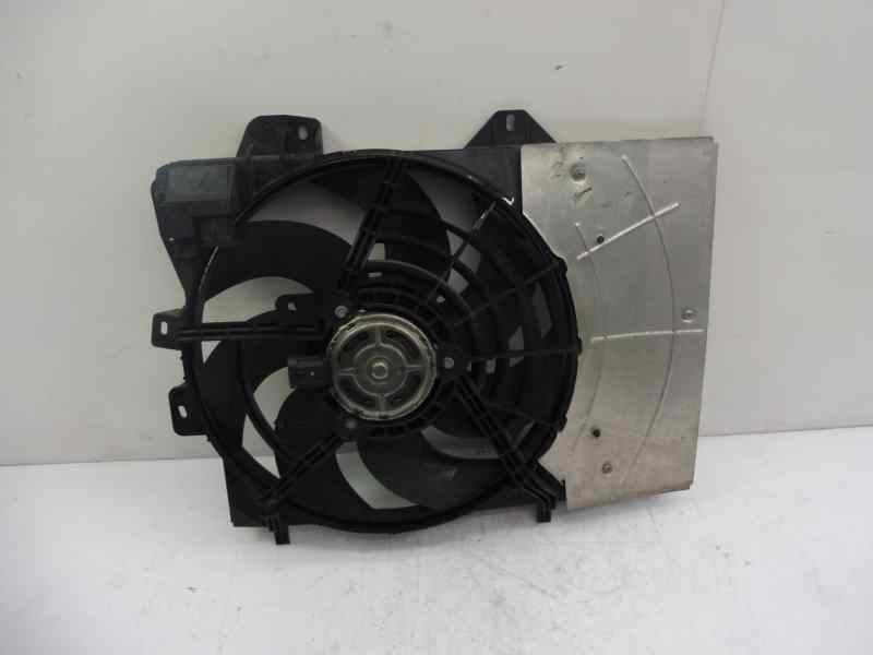Recambio de electroventilador para peugeot 207 confort referencia OEM IAM 9680102880  