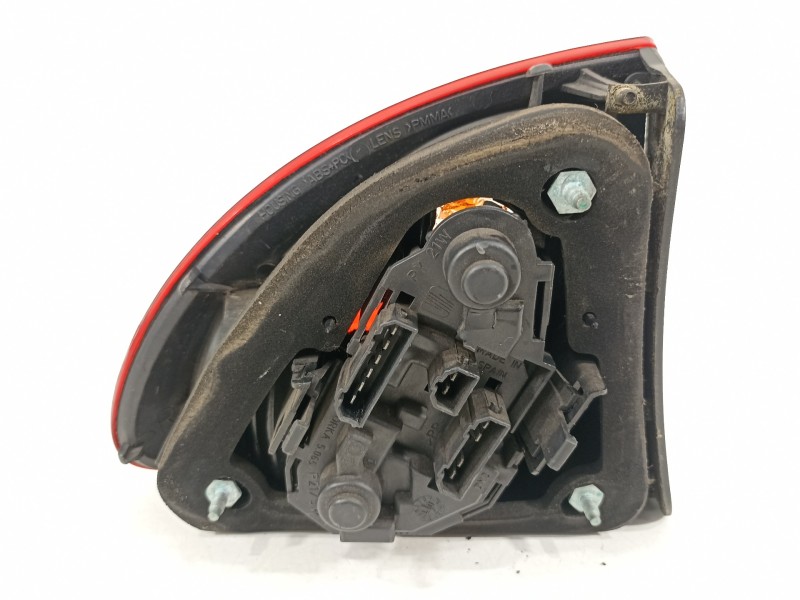 Recambio de piloto trasero derecho para seat leon (1m1) signo referencia OEM IAM   
