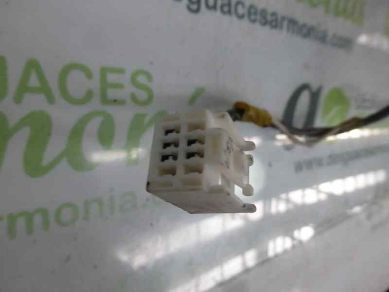 Recambio de retrovisor izquierdo para mazda premacy (cp) td exclusiv edition referencia OEM IAM CB1169180L  