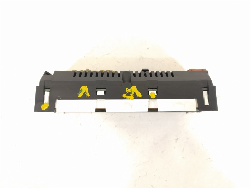 Recambio de pantalla multifuncion para peugeot 308 confort referencia OEM IAM 9666136680  