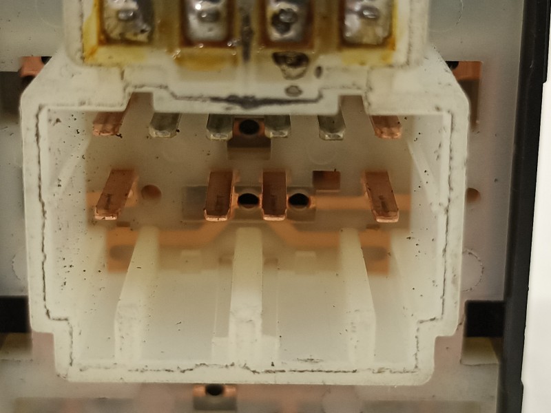 Recambio de mando retrovisor para kia sorento active 4wd referencia OEM IAM 202008898  