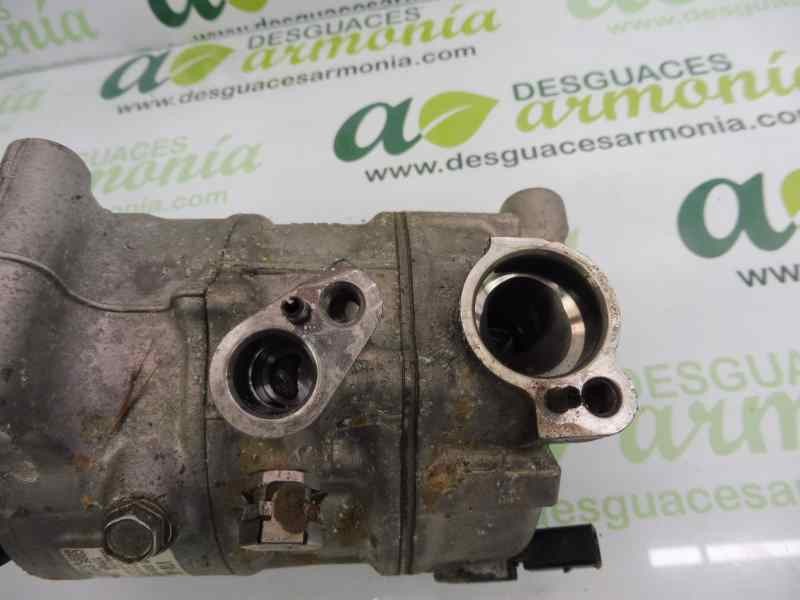 Recambio de compresor aire acondicionado para volkswagen caddy furgón/kombi furgón bluemotion referencia OEM IAM 5Q0820803G  