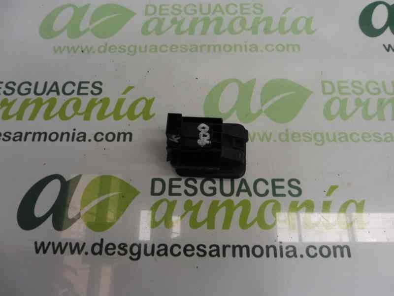 Recambio de mando elevalunas delantero derecho para volkswagen caddy furgón/kombi furgón bluemotion referencia OEM IAM 7L6959855