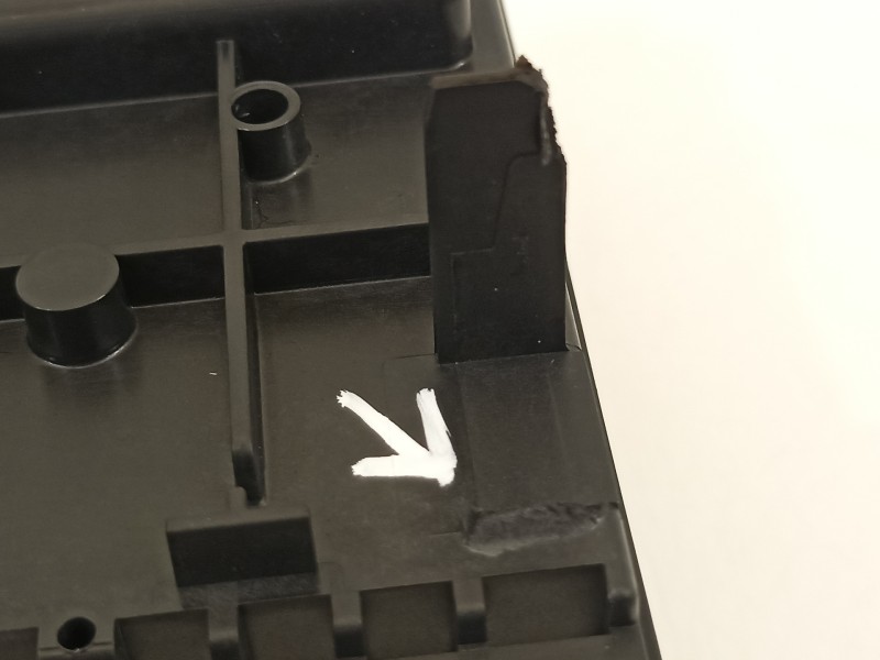 Recambio de caja reles / fusibles para peugeot 207 sw confort referencia OEM IAM 9664055780  