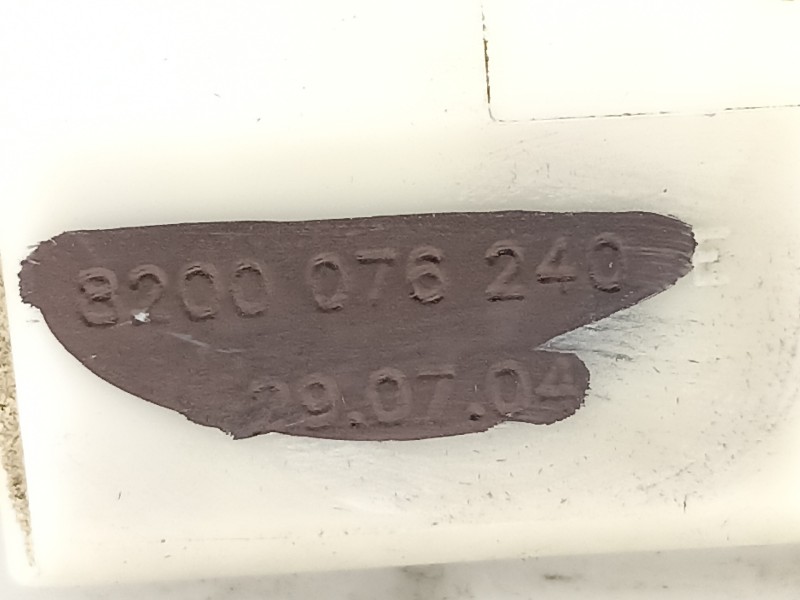 Recambio de cerradura maletero / porton para renault megane ii familiar dynamique confort referencia OEM IAM 8200076240E  