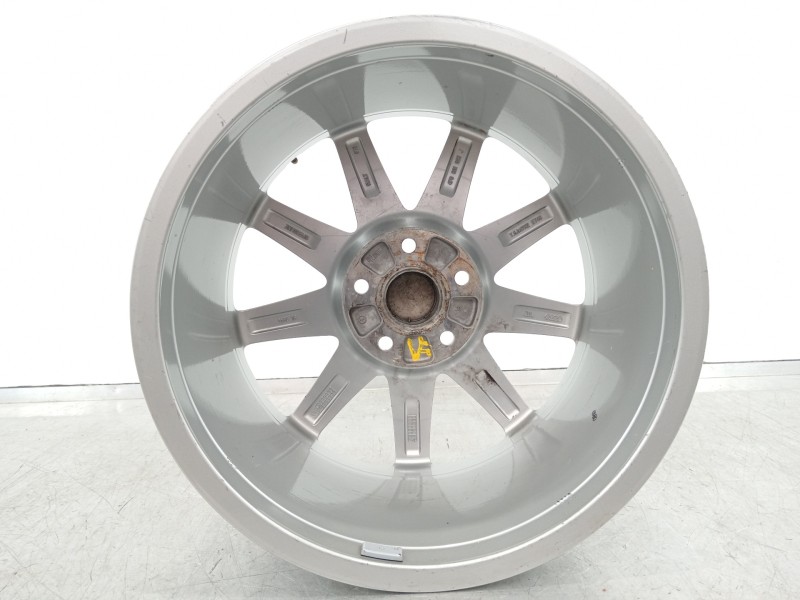 Recambio de llanta para audi a6 avant (4f5) 3.0 tdi quattro referencia OEM IAM 4F0601025  