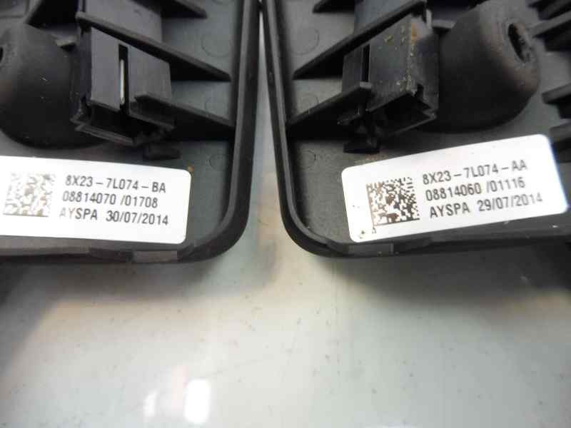 Recambio de mando volante para jaguar xf 2.2 diesel luxury referencia OEM IAM 8X237L074AA 8X237L074BA 