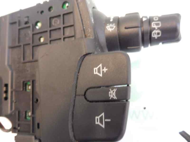 Recambio de mando limpia para renault scenic ii adventure by coronel tapiocca referencia OEM IAM 8200127728  