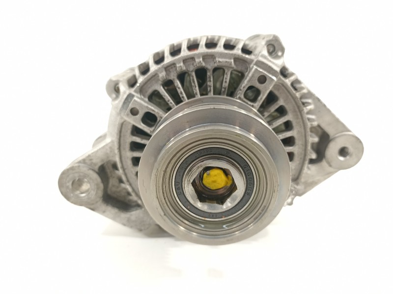 Recambio de alternador para toyota yaris (ncp1/nlp1/scp1) 1.4 d-4d expo referencia OEM IAM   
