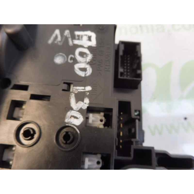 Recambio de mando limpia para renault scenic ii adventure by coronel tapiocca referencia OEM IAM 8200127728  