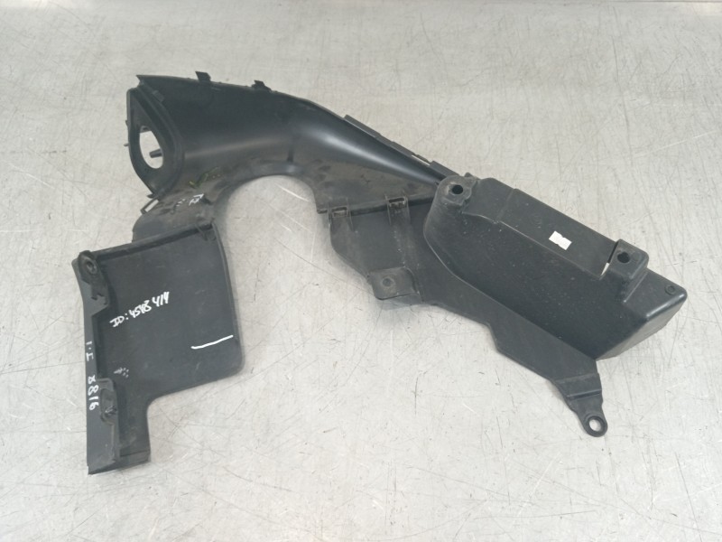 Recambio de moldura para renault twizy cargo referencia OEM IAM 767495730R  