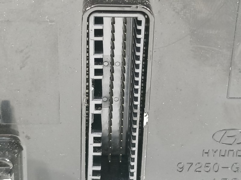 Recambio de mando climatizador para hyundai i30 (pd) n performance referencia OEM IAM 97250G4251  