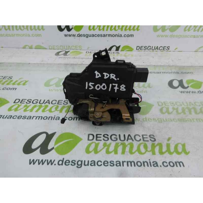 Recambio de cerradura puerta delantera derecha para skoda octavia berlina (1u2) 1.9 tdi slx referencia OEM IAM 3B1837016A  