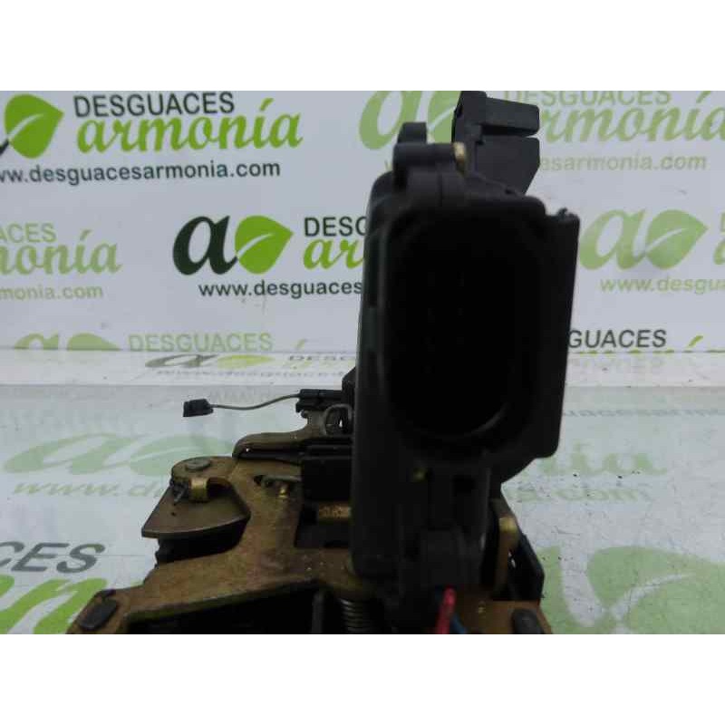 Recambio de cerradura puerta delantera derecha para skoda octavia berlina (1u2) 1.9 tdi slx referencia OEM IAM 3B1837016A  