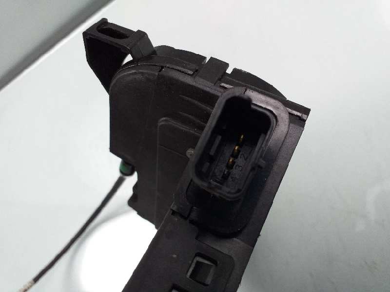 Recambio de cerradura puerta delantera izquierda para renault clio iv dynamique referencia OEM IAM 805011929R 40517203 