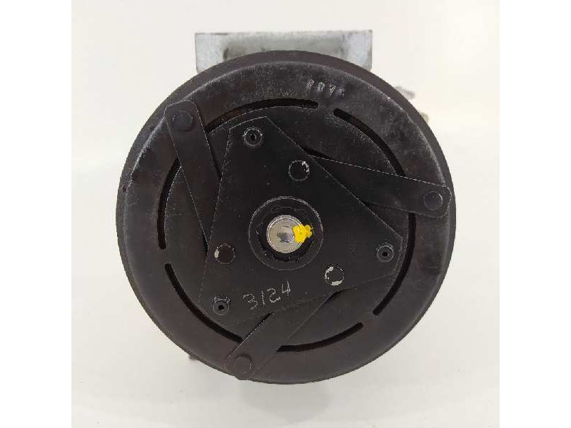 Recambio de compresor aire acondicionado para renault clio iv dynamique referencia OEM IAM 926000217R  
