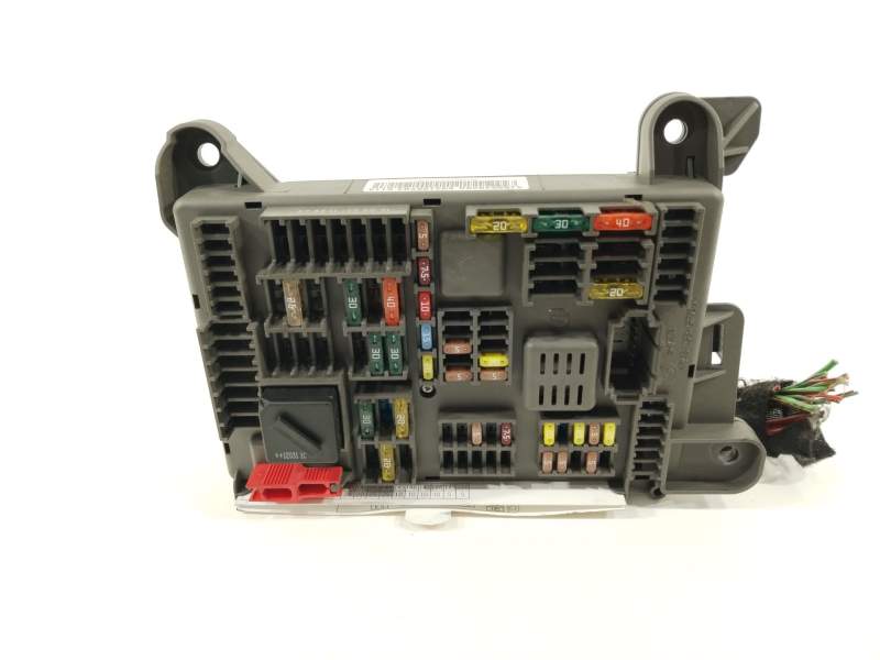 CAJA RELES / FUSIBLES 518954020A 0074011693168703 6931687036114