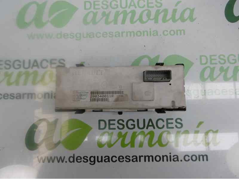 Recambio de pantalla multifuncion para renault megane iii berlina 5 p dynamique referencia OEM IAM 290340011R  