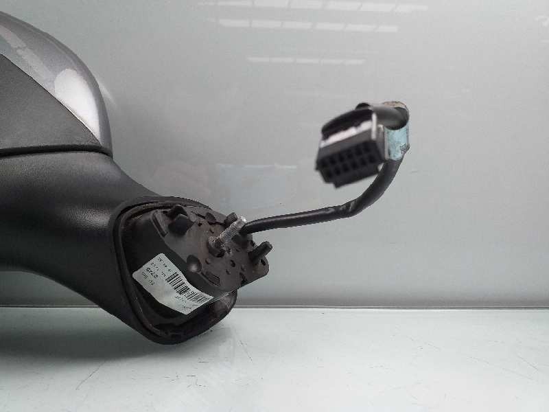Recambio de retrovisor izquierdo para renault clio iv dynamique referencia OEM IAM 963025724R  