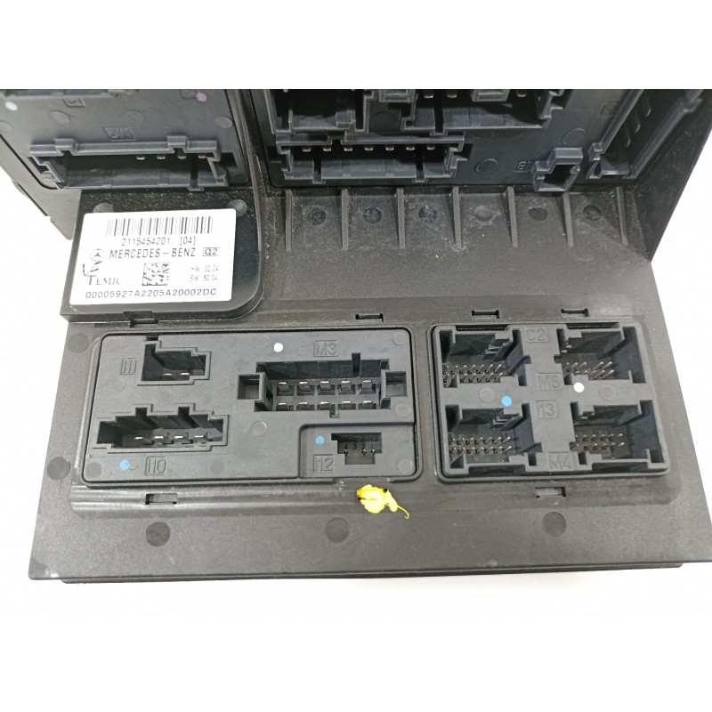 Recambio de caja reles / fusibles para mercedes-benz clase e (w211) berlina e 320 cdi 4-matic (211.089) referencia OEM IAM 21154