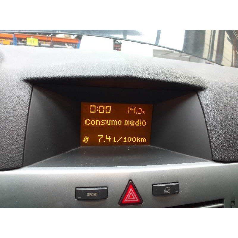 Recambio de pantalla multifuncion para opel astra gtc sport referencia OEM IAM 13208089  