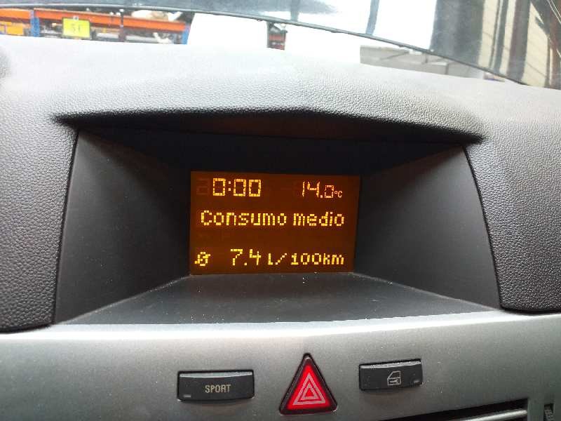 Recambio de pantalla multifuncion para opel astra gtc sport referencia OEM IAM 13208089  