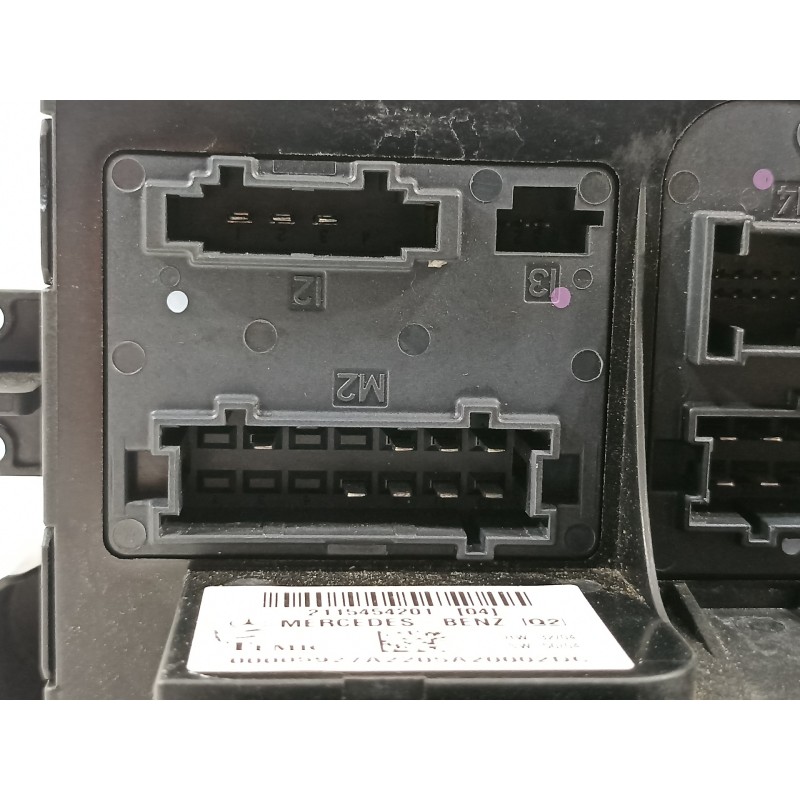 Recambio de caja reles / fusibles para mercedes-benz clase e (w211) berlina e 320 cdi 4-matic (211.089) referencia OEM IAM 21154