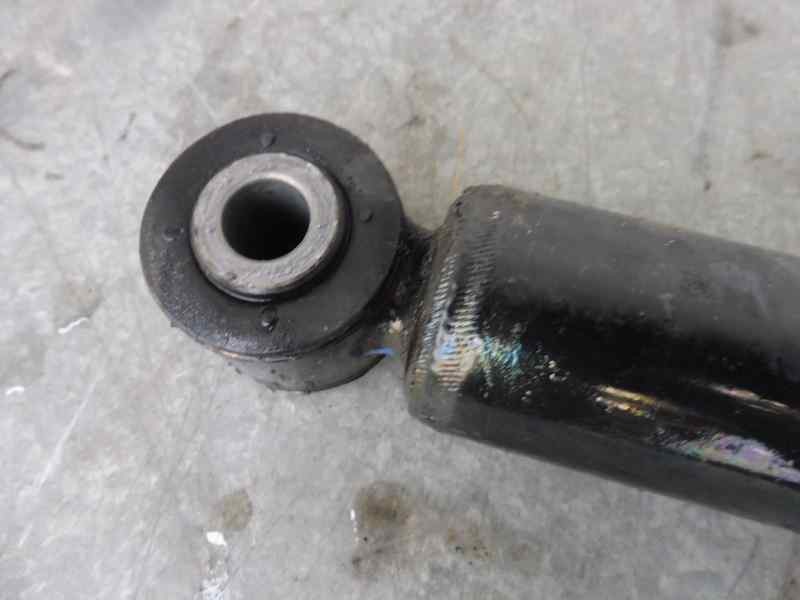 Recambio de amortiguador trasero derecho para renault clio iv dynamique referencia OEM IAM   