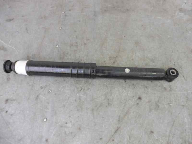 Recambio de amortiguador trasero izquierdo para renault clio iv dynamique referencia OEM IAM   