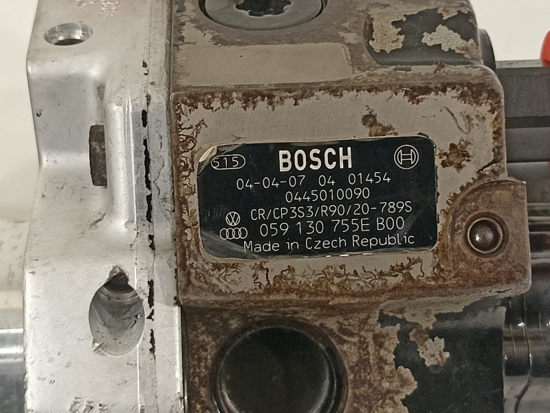 Recambio de bomba inyeccion para audi a8 (4e2) 3.0 tdi quattro referencia OEM IAM 059130755E 0445010090 