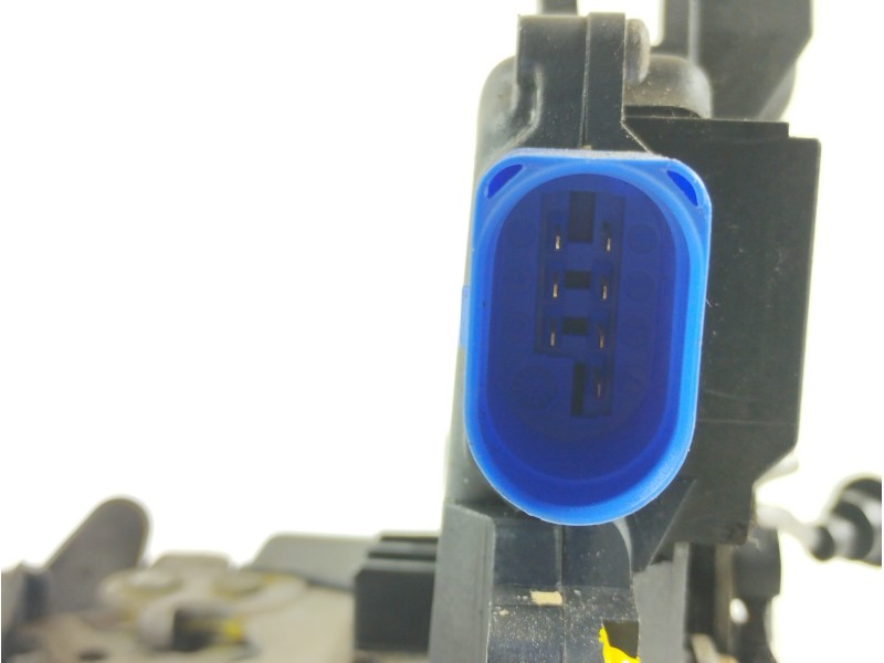 Recambio de cerradura puerta delantera derecha para audi a8 (4e2) 3.0 tdi quattro referencia OEM IAM 4E1837016  