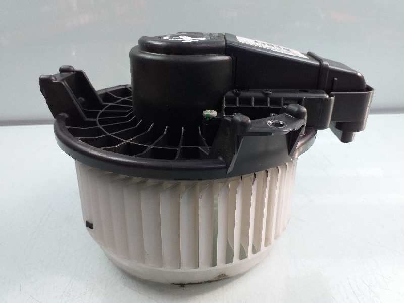 Recambio de ventilador calefaccion para opel astra j sports tourer excellence referencia OEM IAM AV2727008083  