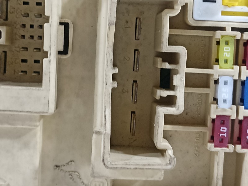 Recambio de caja reles / fusibles para hyundai i30 (pd) n performance referencia OEM IAM 91950S0010  