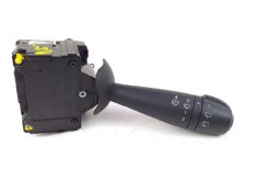 Recambio de mando limpia para dacia duster laureate 4x4 referencia OEM IAM E1109568  