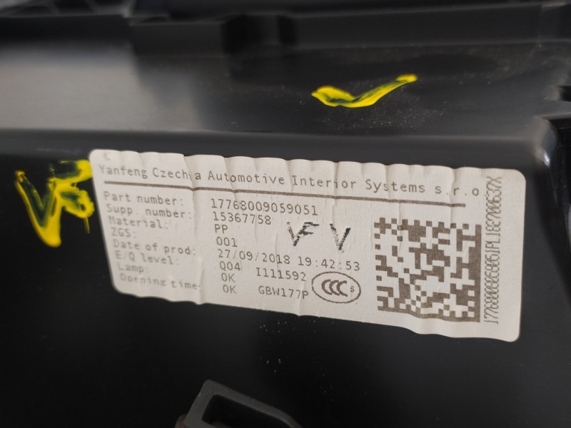 Recambio de guantera para mercedes-benz clase a (bm 177) a 180 d (177.003) referencia OEM IAM 17768012009051  