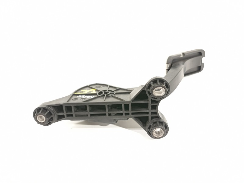 Recambio de potenciometro pedal para hyundai i30 (pd) essence referencia OEM IAM 32700G4210  