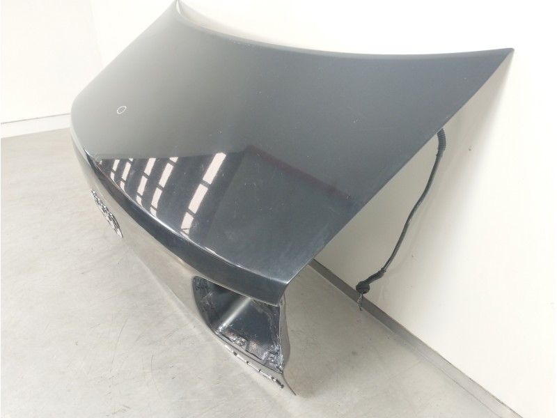 Recambio de tapa maletero para audi a8 (4e2) 3.0 tdi quattro referencia OEM IAM   