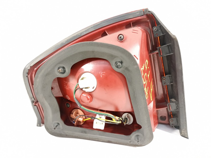 Recambio de piloto trasero derecho para kia cerato referencia OEM IAM 924022F3  