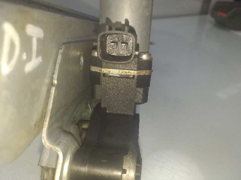 Recambio de elevalunas delantero izquierdo para dacia duster laureate 4x4 referencia OEM IAM 807213506R  