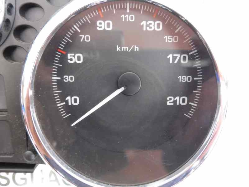 Recambio de cuadro instrumentos para peugeot 207 sport referencia OEM IAM 9662903980  