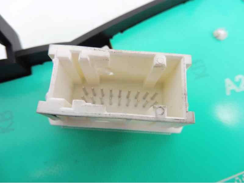 Recambio de cuadro instrumentos para peugeot 207 sport referencia OEM IAM 9662903980  