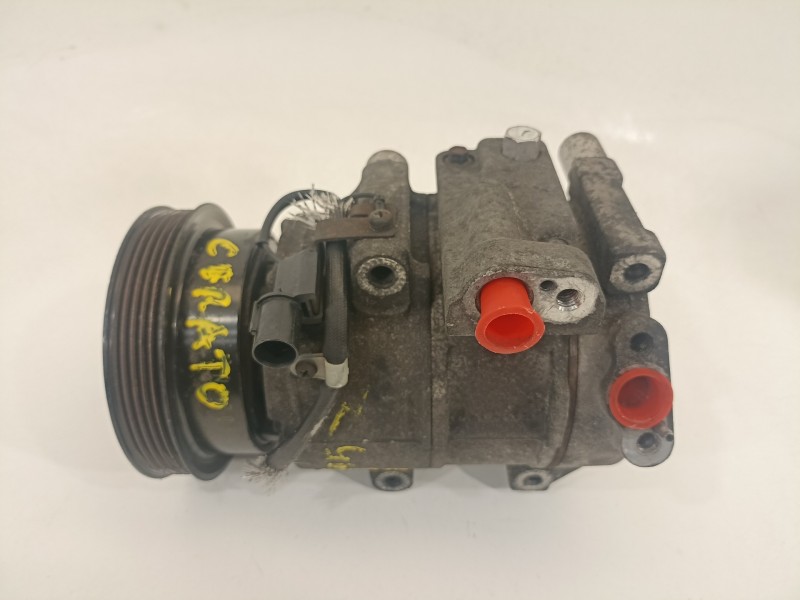 Recambio de compresor aire acondicionado para kia cerato referencia OEM IAM 1127028800 6SBU16 