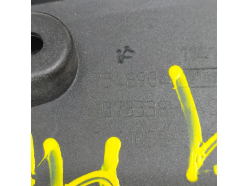 Recambio de aletin trasero derecho para bmw mini clubmancooper sd sd clubman referencia OEM IAM 51777348904 7348904 