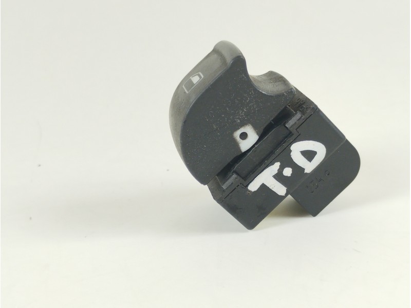 Recambio de mando elevalunas trasero derecho para audi a8 (4e2) 3.0 tdi quattro referencia OEM IAM 4E0959855  