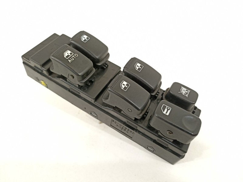 Recambio de mando elevalunas delantero izquierdo para kia cerato referencia OEM IAM 935702F460D8  