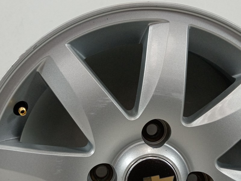Recambio de llanta para chevrolet nubira berlina se referencia OEM IAM DAC  