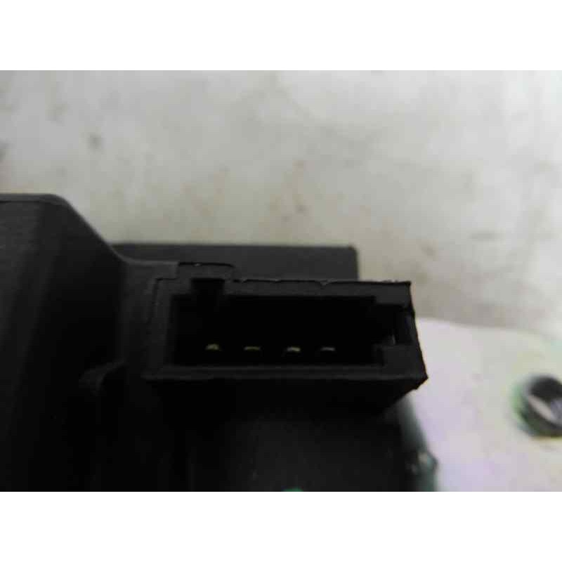 Recambio de cerradura maletero / porton para opel corsa e selective referencia OEM IAM 39021416 430036418 