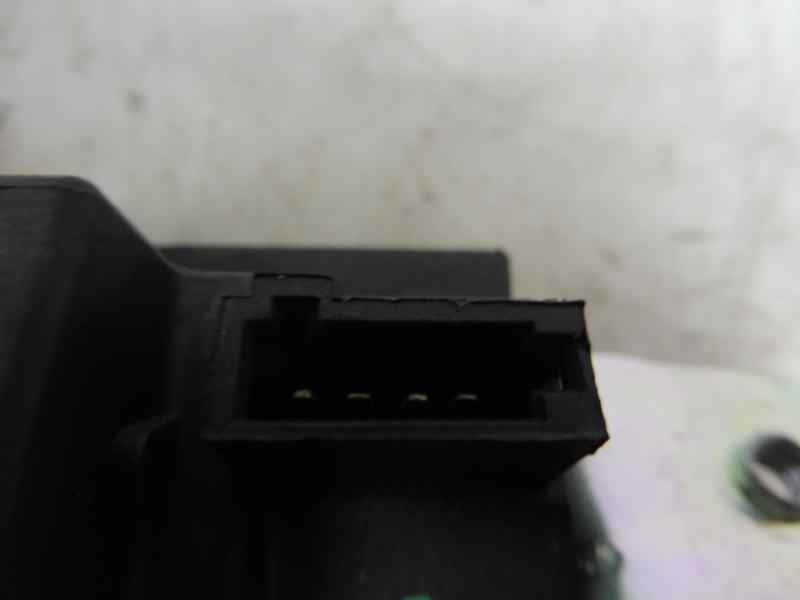 Recambio de cerradura maletero / porton para opel corsa e selective referencia OEM IAM 39021416 430036418 