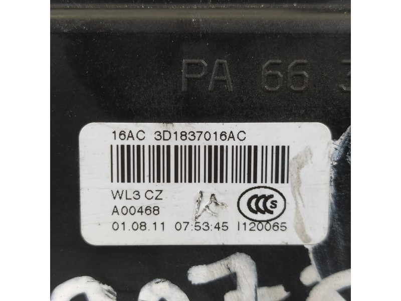 Recambio de cerradura puerta delantera derecha para skoda octavia berlina (1z3) family referencia OEM IAM 3D1837016AC  