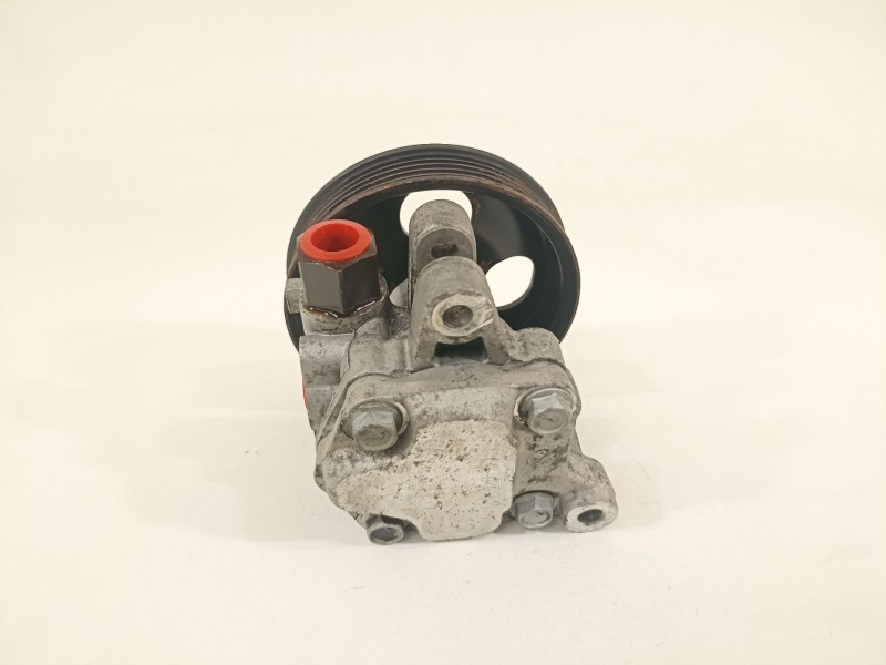 Recambio de bomba direccion para kia cerato referencia OEM IAM 65181  